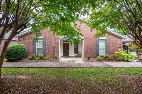 106 Hummingbird Ln, Starkville, MS 39759