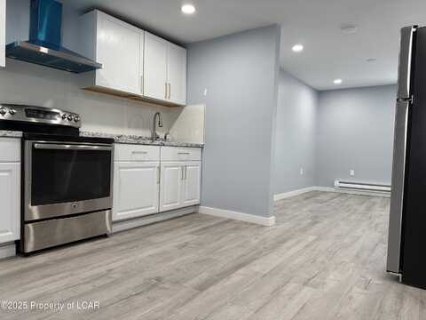 10 Divison Street, Nanticoke, PA 18634