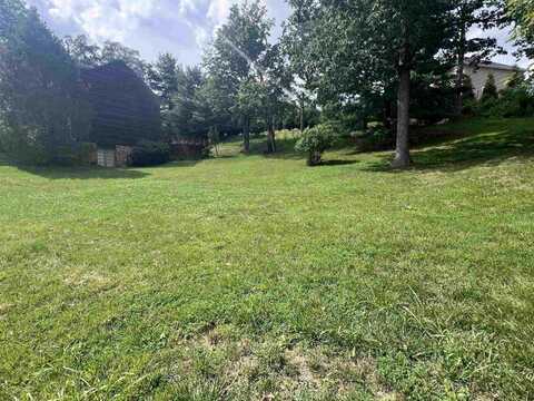 44 Carriage Lane, Huntington, WV 25705