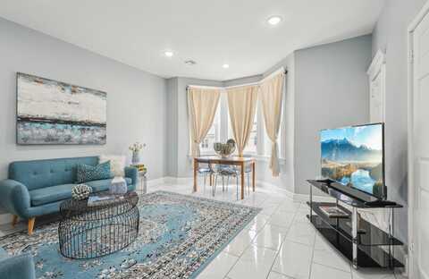 214 WEGMAN PARKWAY, Greenville, NJ 07305