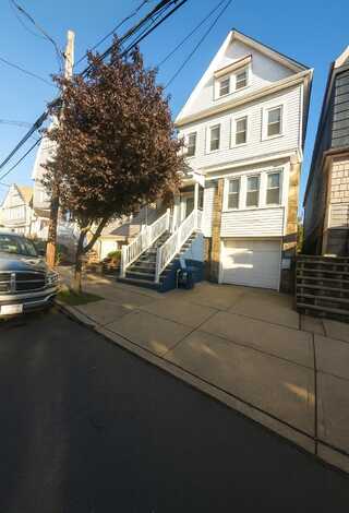 40 EAST 36TH ST, Bayonne, NJ 07002