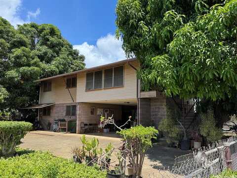 1916 Kaumualii Street, Honolulu, HI 96819