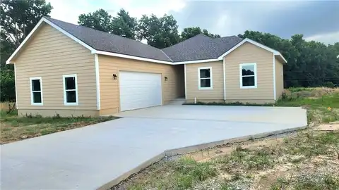 1601 Al Ortolani Way, Pittsburg, KS 66762