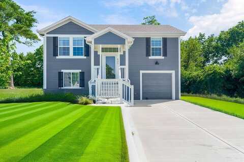 4724 E 135th Court, Grandview, MO 64030