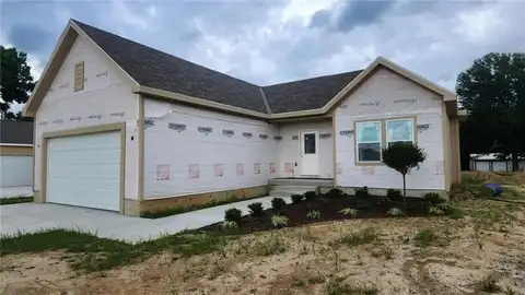 1603 Al Ortolani Way, Pittsburg, KS 66762