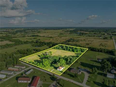 706 E 4th Street, Altamont, MO 64620