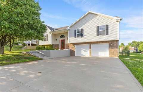 1405 Nottingham Drive, Warrensburg, MO 64093