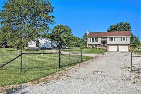 21318 S Briar Road, Peculiar, MO 64078