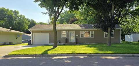 2103 Denver Avenue, Spirit Lake, IA 51360