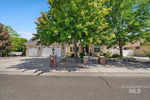 568 Boxwood Dr., Twin Falls, ID 83301