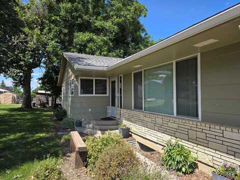 1225 Bryden Avenue, Lewiston, ID 83501