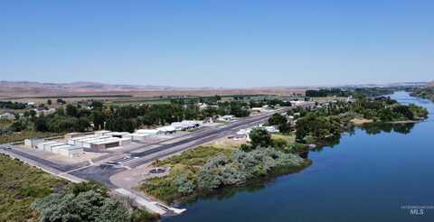 10514 Airpark Loop, Melba, ID 83641