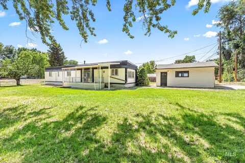 305 E 12th Street, Weiser, ID 83672