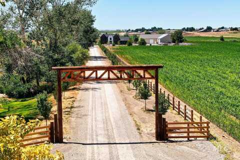 26761 Middleton Rd, Middleton, ID 83644
