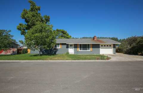 801 Oregon Ave, New Plymouth, ID 83655
