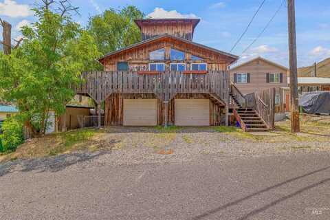302 Berger St, Riggins, ID 83549