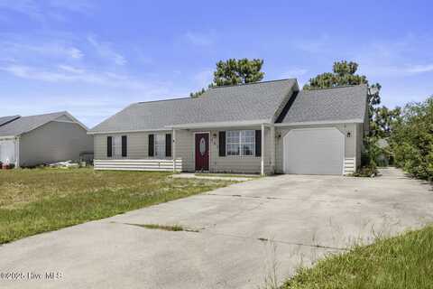 107 Foxtrace Lane, Hubert, NC 28539