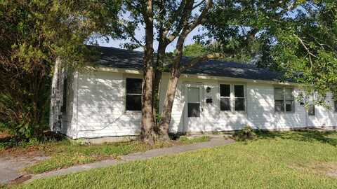 1245 Davis Street, Jacksonville, NC 28540