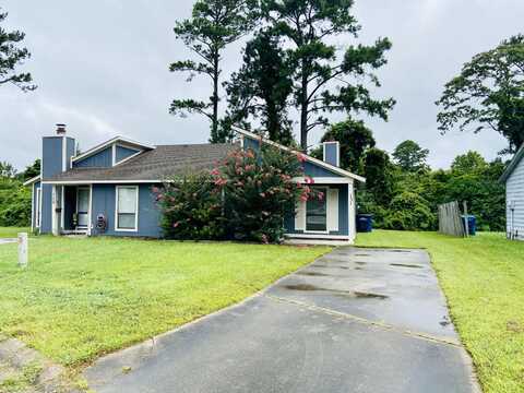 131 Village Circle, Jacksonville, NC 28546