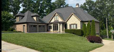 2041 Majestic Circle, Dandridge, TN 37725