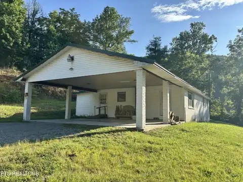5075 US-25E, Tazewell, TN 37879