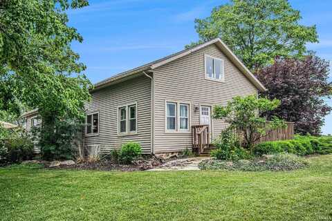 2701 E 700 N Road, Leesburg, IN 46538