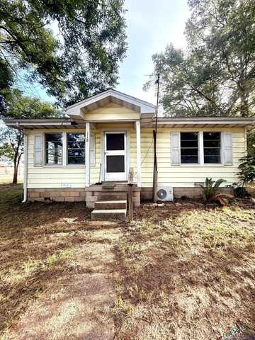 118 Nolte Dr, Naples, TX 75568