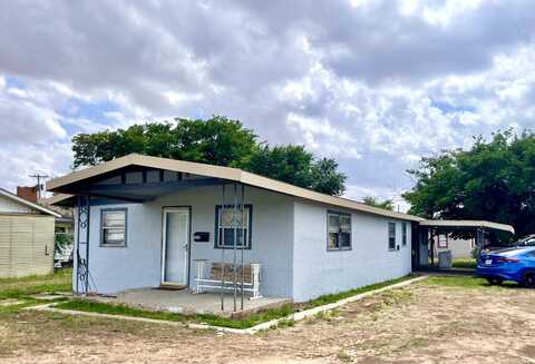 308 S 11th Street, Slaton, TX 79364
