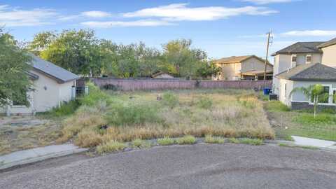 110 Alfonso Ornelas Rd, Laredo, TX 78046