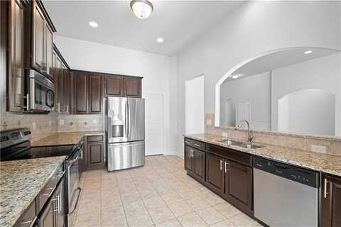 2711 TARA COURT, OPELIKA, AL 36804