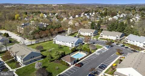 1008 HORSESHOE DR #1008, ROYERSFORD, PA 19468