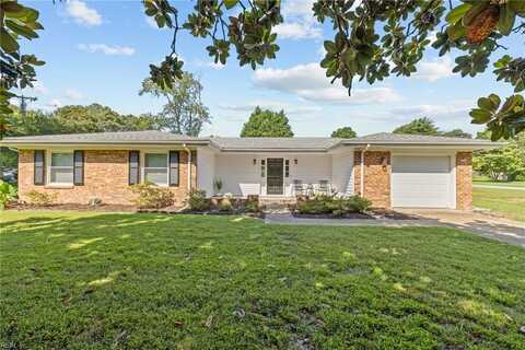 1501 N Horseshoe CIR, Virginia Beach, VA 23451