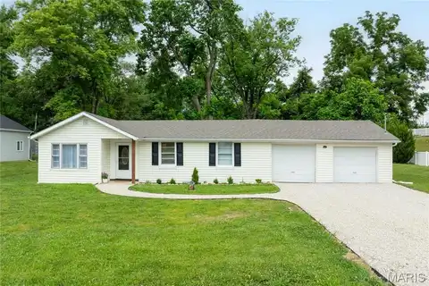 125 Kunze Drive, Saint Charles, MO 63303