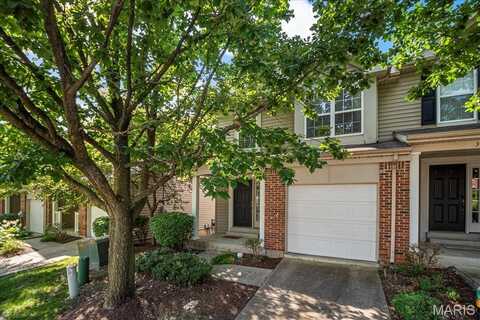 299 Montclair Tower Drive, Saint Charles, MO 63303