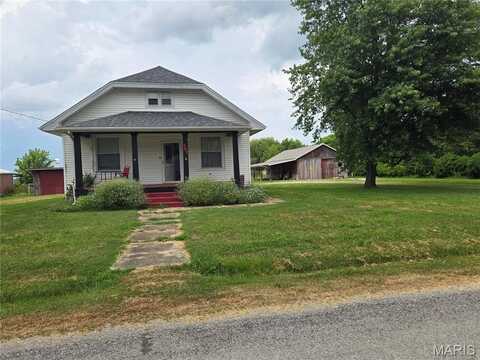 161 W Locust Street, Hoyleton, IL 62803