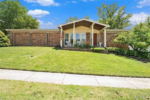 2550 Buckley Ridge Court, Mehlville, MO 63125