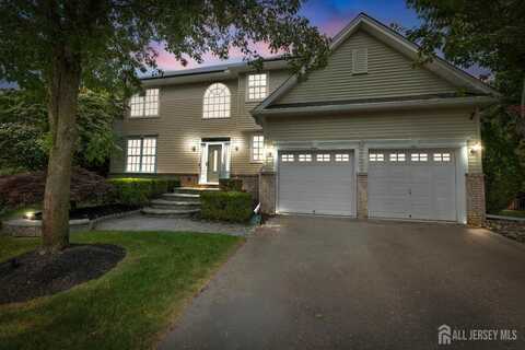16 Moorland Boulevard, Monroe, NJ 08831