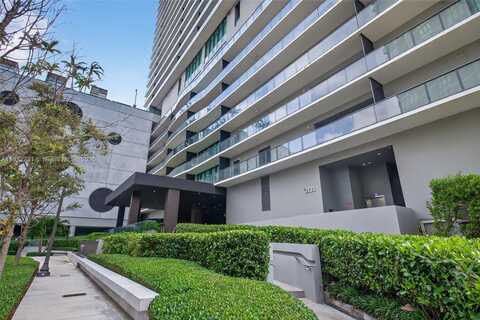 3131 NE 7th Ave, Miami, FL 33137