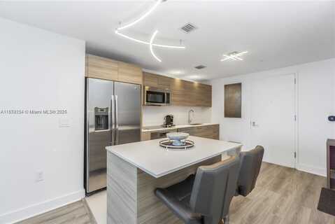 121 NE 34th St, Miami, FL 33137