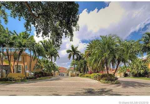 1734 Royal Palm Way, Hollywood, FL 33020