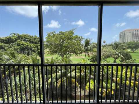 20335 W Country Club Dr, Aventura, FL 33180
