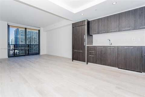 45 SW 9th St, Miami, FL 33130