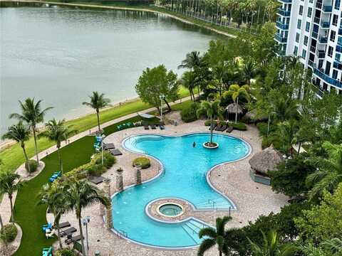 2681 N Flamingo Rd, Sunrise, FL 33323