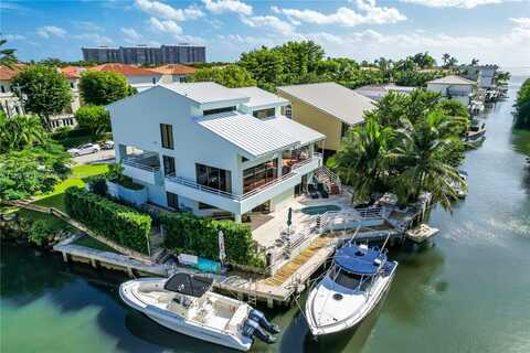 3520 Rockerman Rd, Miami, FL 33133