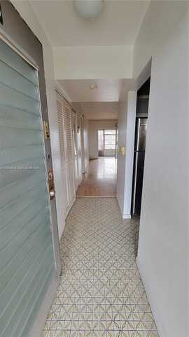 3091 NW 46th Ave, Lauderdale Lakes, FL 33313