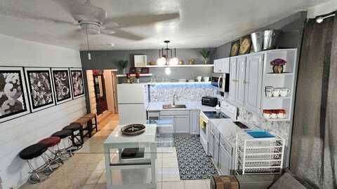4201 SW 60th, South Miami, FL 33155