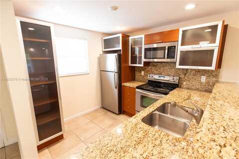 100 Edgewater Dr, Coral Gables, FL 33133