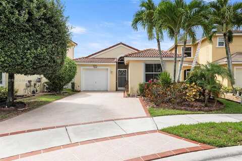 5618 Kingsmill Ct, Lake Worth, FL 33463