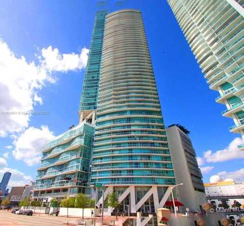 888 Biscayne Blvd, Miami, FL 33132