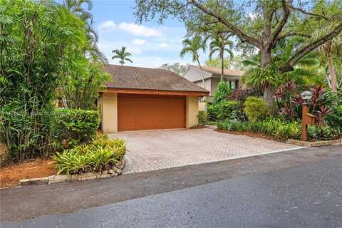 7824 SW 118th Ct, Miami, FL 33183
